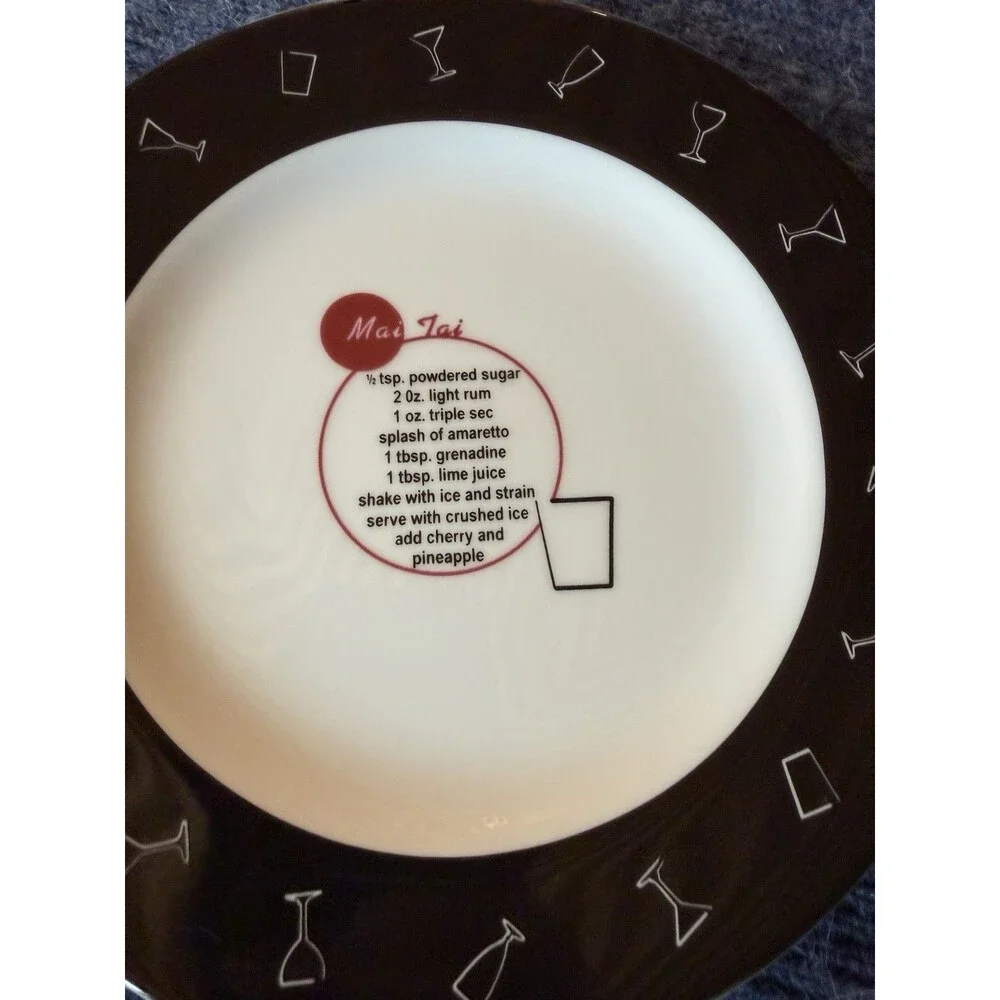 POTTERY BARN Retro Bar Mixed Drinks 8.25 Salad Dessert Appetizer Plates Set of 8